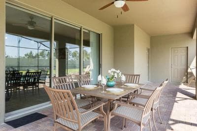 Experience Luxury in Gorgeous 8-Bedroom Home at Golf Resort