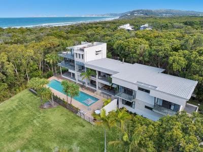 Orania Beach House - 19 Orania Street