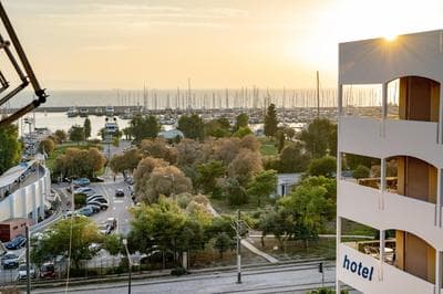 Alimos Riviera 1 bedroom 4 pers. apartment by MPS