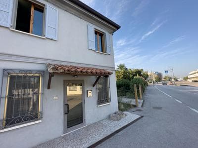 OceanGroupApartments Mantova Cozy House