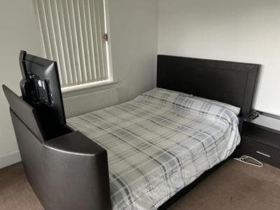 Immaculate 1-Bed Apartment in East London