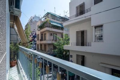 Urban Retreat: Exarcheia Remodel