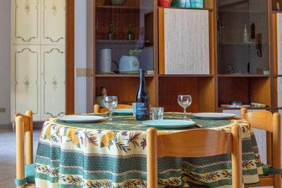 San Lorenzo Market - 2 Bedroom Apartment