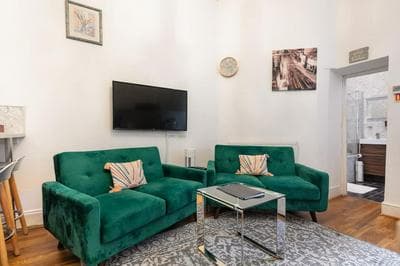 DELUXE Two Bed in Covent Garden