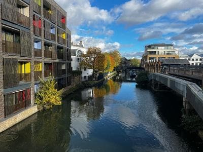Luxury Notting Hill on Canal in city of westminster trendy massive