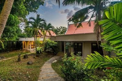 Pool villa at Nakatani Village by Lofty