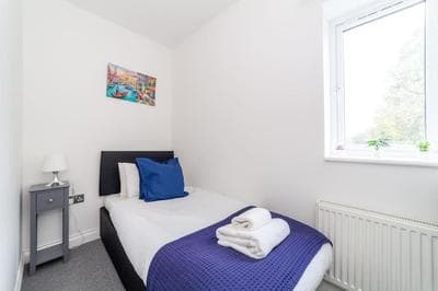 Lovely 2 Bedroom House in Greenwich