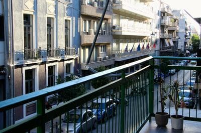 Stunning 2 BR Near Acropolis