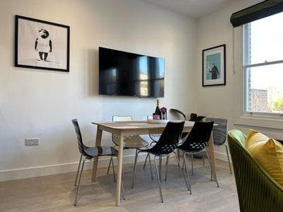 Nancy's Place in Notting Hill - 2 Double Beds, Ideal for families