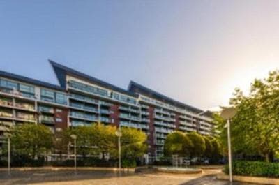 LUXURY 2 BEDROOM APARTMENT IN BATTERSEA