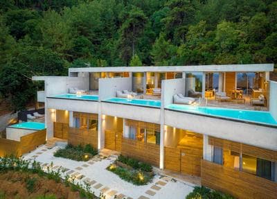 THESIS VILLAS