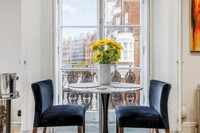 Beautiful One Bedroom Flat in Knightsbridge