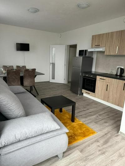Sky Apartments 506