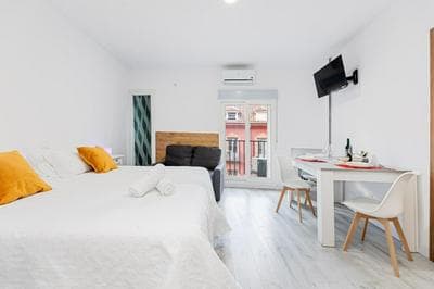 Los Apartamentos Jacinto Benavente Centro Madrid