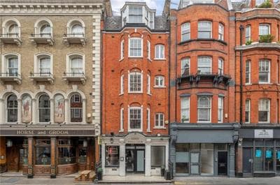 Duplex Flat with Terrace & AC near Oxford Street-GSP