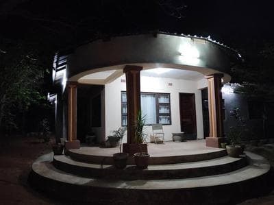 Kalahari Sand Ridge Inn - Quiet Self-catering Eco Lodge Near Victoria Falls, Livingstone