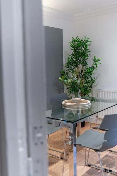 Abbey Rd - St John's Wood Retreat by Aureva
