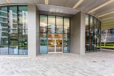 Panoramic balcony luxury condo