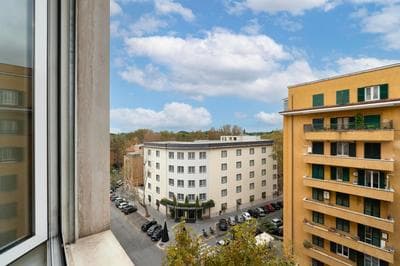 Casa elegante al centro di Roma