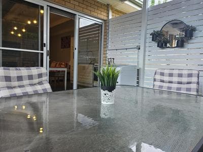Cozy and Spacious Studio with Sunny Deck