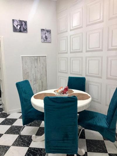 AmoniA House