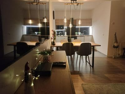 Room in the city 2