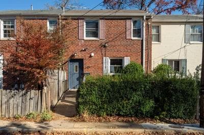 Stunning Old-Town Alexandria house with free parking