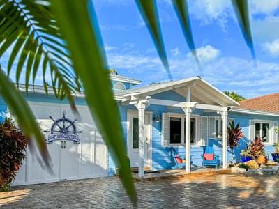 Captain's Quarters Marathon