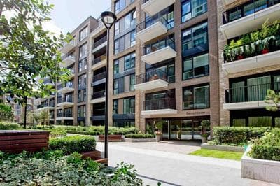 Modern 1 bedroom flat with balcony in Chelsea