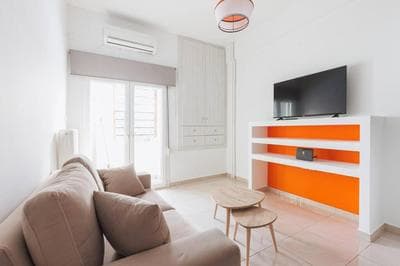 Jazzy condo near Proskopon square