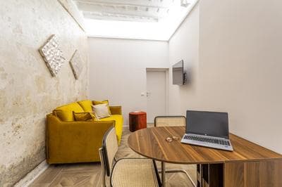 Daplace - Elena Apartment
