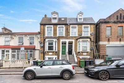Cosy 3 Bed Flat 15mins to Kings Cross