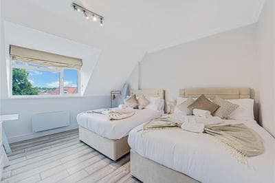 Sweet and Lovely 2BR with Free Parking