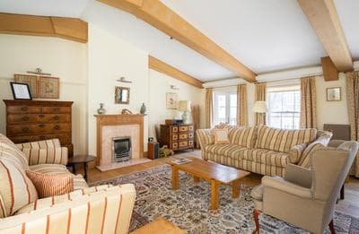 KENSINGTON 2 Bedroom LUXURY HOUSE