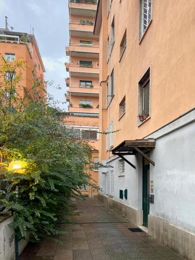 Spacious Apartment near St Peter's Church