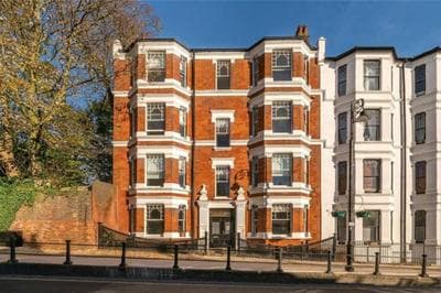 Stylish Hampstead Flat with Character and Charm