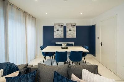 Superb House close to the lovely Little Venice