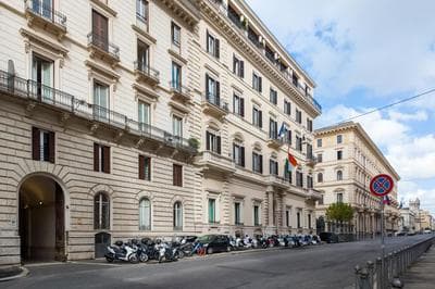 Carla Luxury House