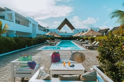 Dhow Inn Boutique Hotel