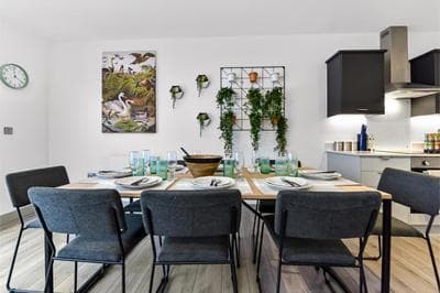Earthy Elegance: Nature Inspired Flat in Prime Location