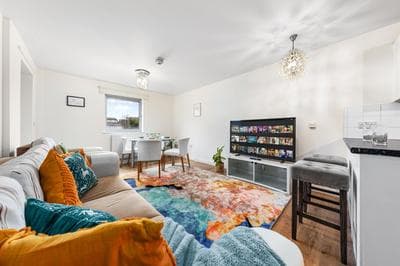 Modern Spacious 1 Bedroom Flat in Camden