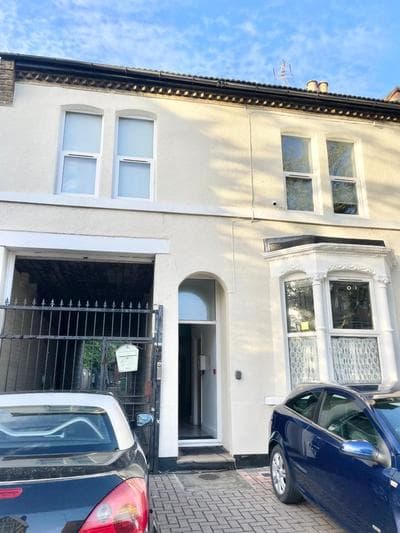 Luxury en-suite double bedroom Stratford E15