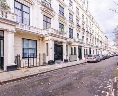 STUDIO BY HYDE PARK