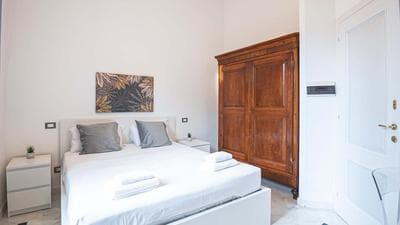EasyTopStay - Colonna Guest House