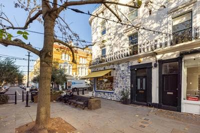 Bellevue Notting Hill 2 Bed by Holland Park