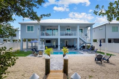 Mermaid's Paradise ~ Pool ~ Dock ~ Games ~ Views