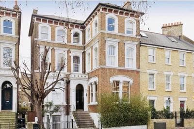 Beautiful 2 bed/ 2 bath Notting Hill Garden Flat