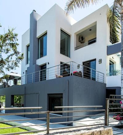Crystal Waves Villa