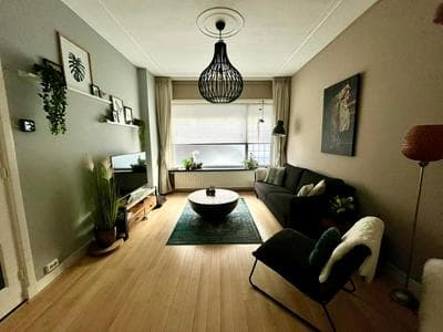 Sfeervol appartement met tuin bij centrum & station