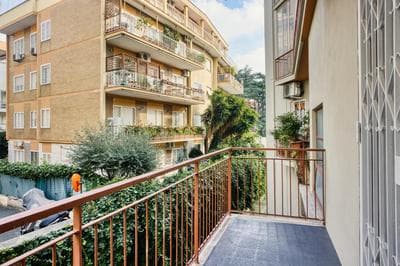 Charme Apartment In Balduina by RHR